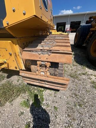 CAB A/C-LGP-34" PADS-161' BLD-SL CTRL-3S - Cab w/ AC; Low Ground Pressure; 850 mm (34 in.) Pads; Power-Angle-Tilt, 4.09 m (161 in.) Blade; Retrieval Hitch; Options: Camera, Counterweights, Rock Guards