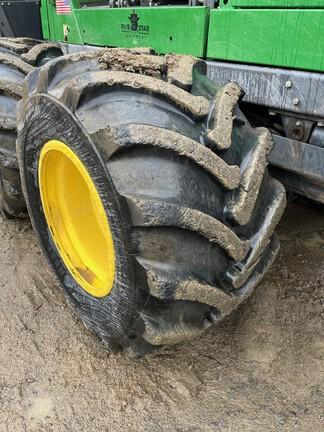 1510G FORWARDER - Cab w/ AC; 8x8; Stacking Blade