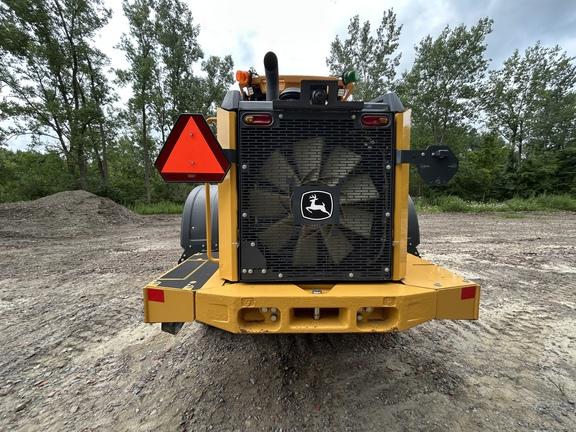 624 P-TIER 4WD LOADER W/ 60" FORKS - Cab w/ AC, Joystick Controls; 20.5 Tires; General Purpose Bkt; Options: Rear Camera