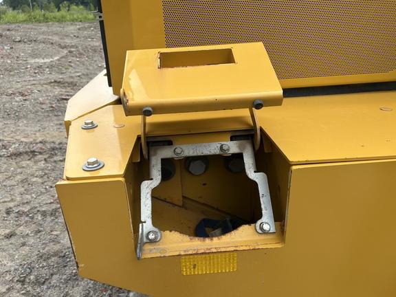 624 P-TIER 4WD LOADER W/ 60" FORKS - Cab w/ AC, Joystick Controls; 20.5 Tires; General Purpose Bkt; Options: Rear Camera