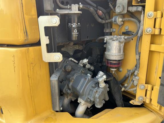 2019 John Deere 85G EXC - Cab w/ AC; Rubber Pads; 18" Pads; Aux Hydraulics, Coupler; 24" Bucket; w/ Blade