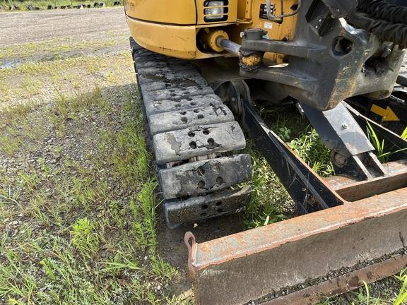 2019 John Deere 85G EXC - Cab w/ AC; Rubber Pads; 18" Pads; Aux Hydraulics, Coupler; 24" Bucket; w/ Blade