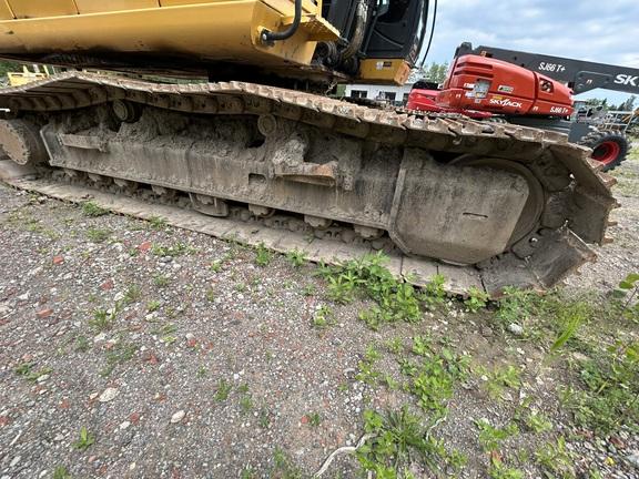 300GLC EXCAVATOR BASE - Cab w/ AC, Cntrl Pattern Select; Long Arm; Wide Pads; 32" Pads; Coupler; w/ Bucket