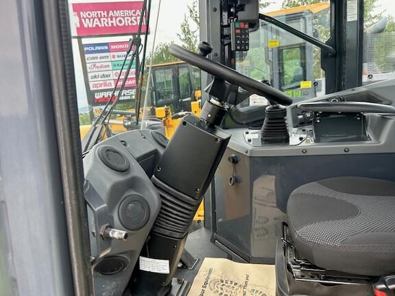 544 G-TIER WHEEL LOADER -Cab w/ AC; Quick Coupler; 20.5 Tires; General Purpose Bkt; Options: Rear Camera