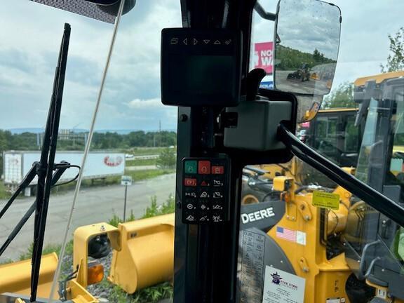 544 G-TIER WHEEL LOADER -Cab w/ AC; Quick Coupler; 20.5 Tires; General Purpose Bkt; Options: Rear Camera
