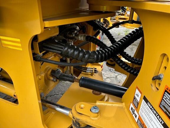 544 G-TIER WHEEL LOADER -Cab w/ AC; Quick Coupler; 20.5 Tires; General Purpose Bkt; Options: Rear Camera