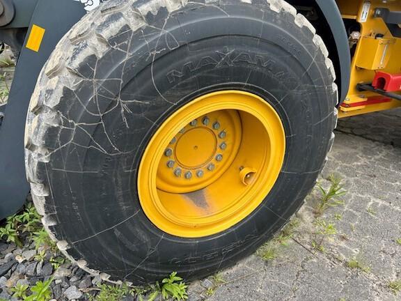 544 G-TIER WHEEL LOADER -Cab w/ AC; Quick Coupler; 20.5 Tires; General Purpose Bkt; Options: Rear Camera
