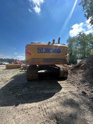 XCMG XE360U - Cab w/ AC; w/ Bucket; Options: Camera