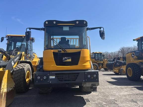 2022 Bergmann C815S COMPACT ART 4X4 WHEEL SWIVEL-TIP DUMPER - Cab w/ AC; 4X4; Options: Rear Camera