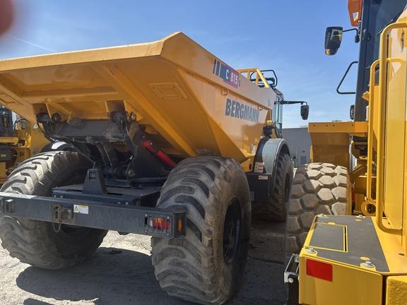 2022 Bergmann C815S COMPACT ART 4X4 WHEEL SWIVEL-TIP DUMPER - Cab w/ AC; 4X4; Options: Rear Camera