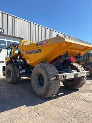 2022 Bergmann C815S COMPACT ART 4X4 WHEEL SWIVEL-TIP DUMPER - Cab w/ AC; 4X4; Options: Rear Camera