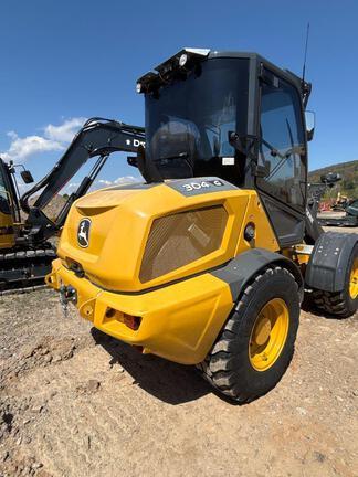 304 G FOUR WHL DRIVE LOADER - Cab w/ AC; General Purpose Bkt; 405/70R20 Tires; Options: Ride Control