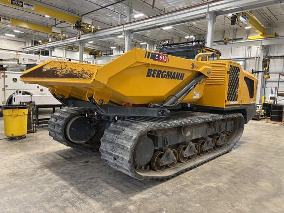 2022 C912S TRACK SWIVEL-TIP DUMPER - Cab w/ AC; Options: Rear Camera