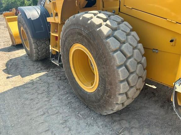 624 P-TIER 4WD LOADER - Cab w/ AC, EH Joystick Controls; Quick Coupler; 20.5 Tires; General Purpose Bkt; Options: Rear Camera