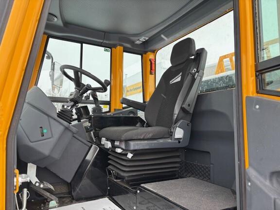 2022 C815S COMPACT ART 4X4 WHEEL SWIVEL-TIP DUMPER - Cab w/ AC; 4X4; Options: Rear Camera