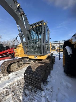135G FT4 EXCAVATOR - Cab w/ AC; Coupler, Hydraulic Thumb; w/ Bucket