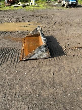 320G SKID STEER LOADER BASE - Cab w/ AC, Air Ride Seat, Hi-Flo; Ride Control, 2 Speed; Self-Leveling; Beefy Baby Tires; General Purpose Bkt