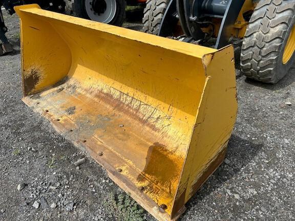 304 G FOUR WHL DRIVE LOADER - Cab w/ AC; General Purpose Bkt; 405/70R20 Tires; Options: Ride Control