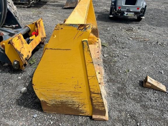 304 G FOUR WHL DRIVE LOADER - Cab w/ AC; General Purpose Bkt; 405/70R20 Tires; Options: Ride Control