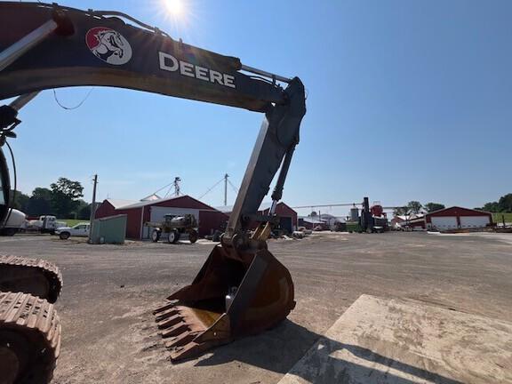 450DLC BASE EXCAVATOR - Cab w/ AC; 36" Pads; w/ Bucket