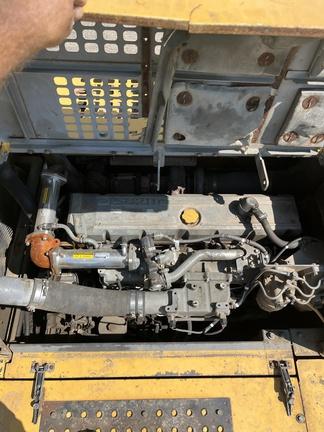 450DLC BASE EXCAVATOR - Cab w/ AC; 36" Pads; w/ Bucket