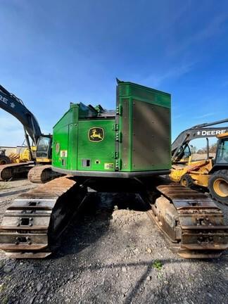 853MH HARVESTER - Cab w/ AC, Peaked Skylight; Standard Track; Saw