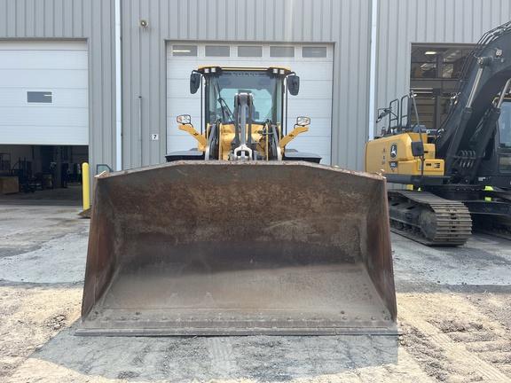 VOLVO L90H 4WD LOADER - Cab w/ AC, EH Joystick Controls; Aux Hydraulics, Quick Coupler; Ride Control, Dual Diff Locks; 20.5 Tires; General Purpose Bkt