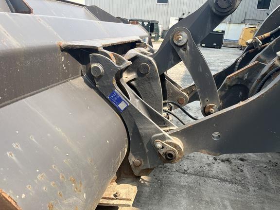 VOLVO L90H 4WD LOADER - Cab w/ AC, EH Joystick Controls; Aux Hydraulics, Quick Coupler; Ride Control, Dual Diff Locks; 20.5 Tires; General Purpose Bkt