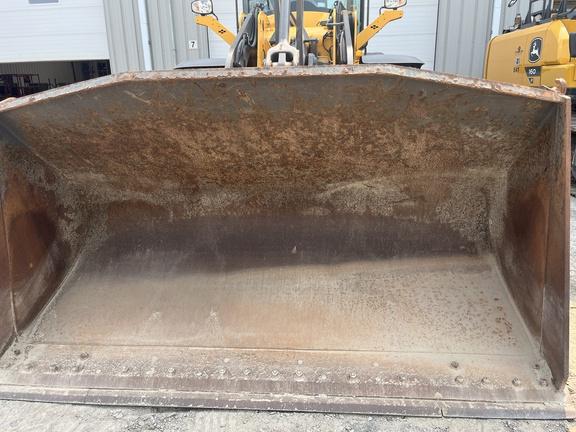 VOLVO L90H 4WD LOADER - Cab w/ AC, EH Joystick Controls; Aux Hydraulics, Quick Coupler; Ride Control, Dual Diff Locks; 20.5 Tires; General Purpose Bkt