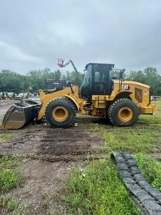 2024 CAT 950GC - Cab w/ AC; Quick Coupler; Front Diff Lock; 23.5 Tires; General Purpose Bkt; Options: Aux Hydraulics, Rear Camera, Ride Control