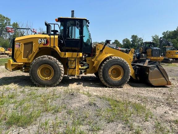 2024 CAT 950GC - Cab w/ AC; Quick Coupler; Front Diff Lock; 23.5 Tires; General Purpose Bkt; Options: Aux Hydraulics, Rear Camera, Ride Control