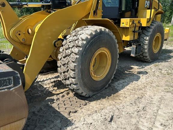 2024 CAT 950GC - Cab w/ AC; Quick Coupler; Front Diff Lock; 23.5 Tires; General Purpose Bkt; Options: Aux Hydraulics, Rear Camera, Ride Control