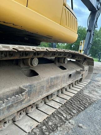 2015 JOHN DEERE 180GL W/ THUMB, LESS BKT - Cab w/ AC, Cntrl Pattern Select; Long Arm; Narrow Pads; Aux Hydraulics, Coupler, Hydraulic Thumb; Less Bucket