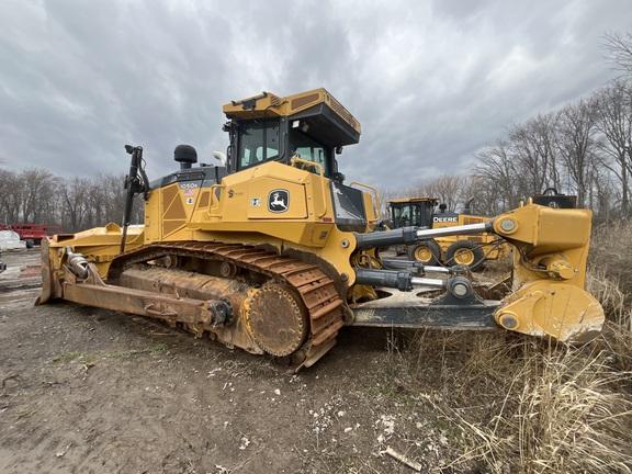 2019 John Deere 1050K | Cab w/ AC; Standard Track; 26" Pads; Semi-U Blade, 3.96 m (156 in.) Blade; TRIMBLE
