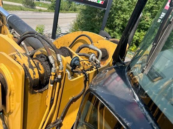 926M WHEEL LOADER - Cab w/ AC; 20.5 Tires; General Purpose Bkt; Options: Rear Camera, Ride Control