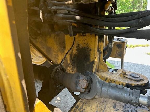 926M WHEEL LOADER - Cab w/ AC; 20.5 Tires; General Purpose Bkt; Options: Rear Camera, Ride Control