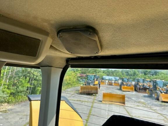 926M WHEEL LOADER - Cab w/ AC; 20.5 Tires; General Purpose Bkt; Options: Rear Camera, Ride Control