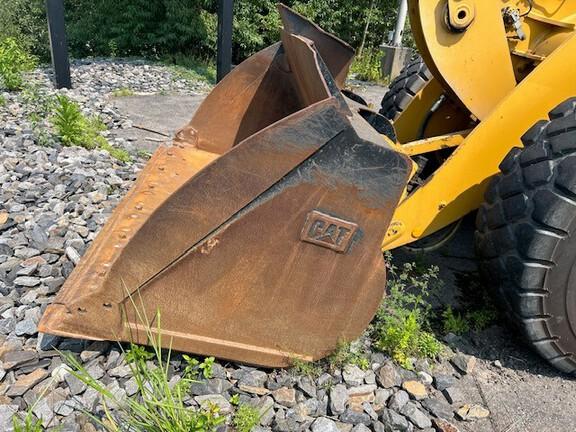 926M WHEEL LOADER - Cab w/ AC; 20.5 Tires; General Purpose Bkt; Options: Rear Camera, Ride Control