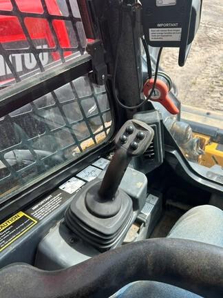 325G COMPACT TRACK LDR BASE - Cab w/ AC, ISO Pattern, EH Joystick Controls, Hi-Flo; Ride Control, 2 Speed; Self-Leveling; Rubber Tracks; 78" Bucket