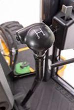 Four-speed manual-range gear-selection transmission with synchronizers