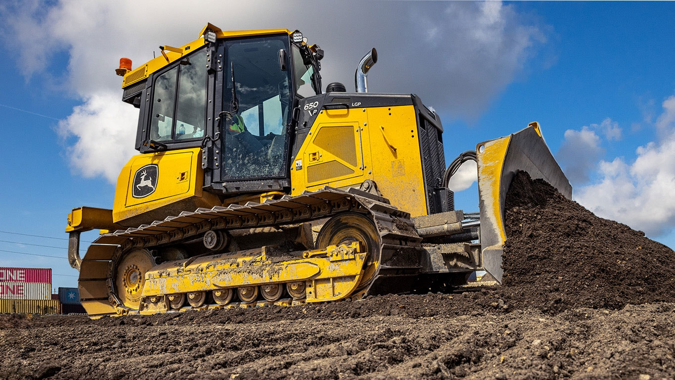 Heavy Equipment Dealer in PA & NY