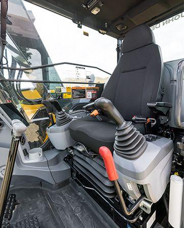 Ergonomically controls make for smoother operation